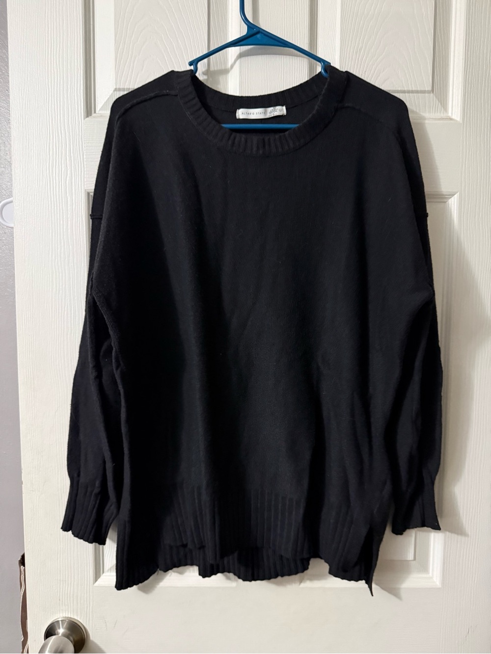 Women’s Large Altar'd State Black Crewneck Sweater